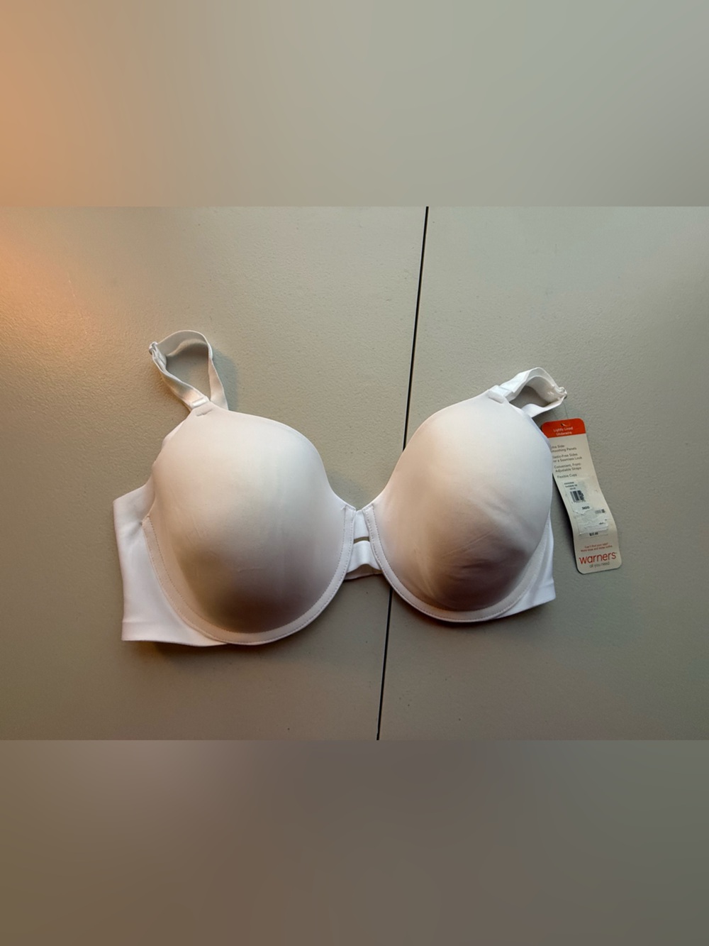 Warner's White Lightly Lined Underwire Bra